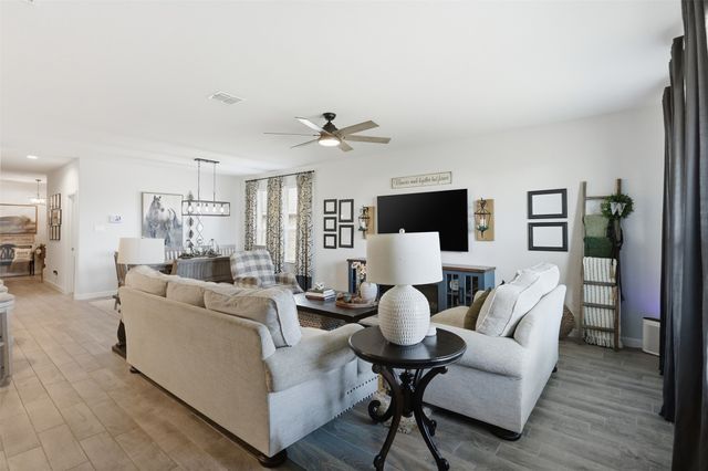 124 Orchard Pines Place, Boyd, TX 76023