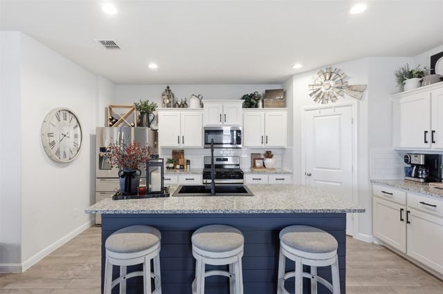 124 Orchard Pines Place, Boyd, TX 76023
