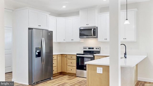 12 VALHALLA CT, Dover, DE 19904