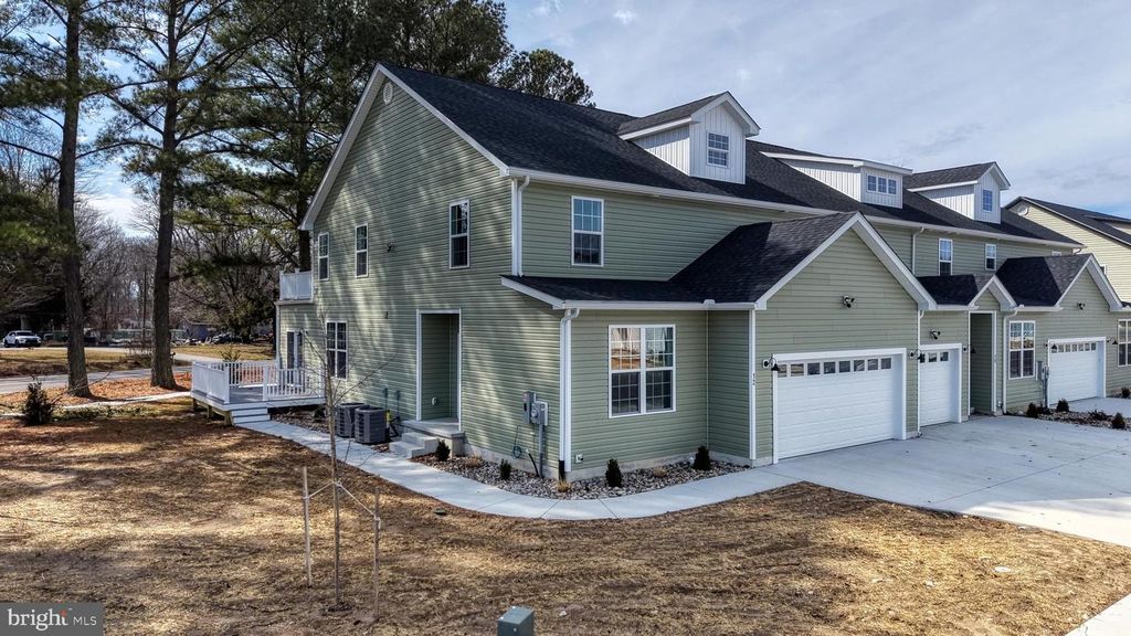 12 VALHALLA CT, Dover, DE 19904