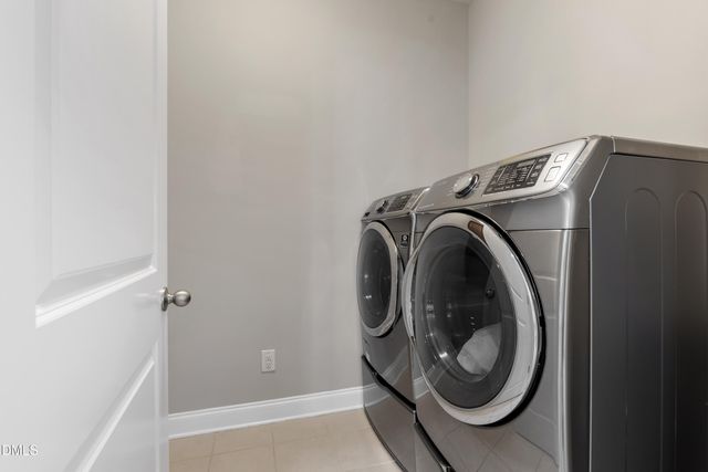 528 Bolton Grant Drive, Cary, NC 27519