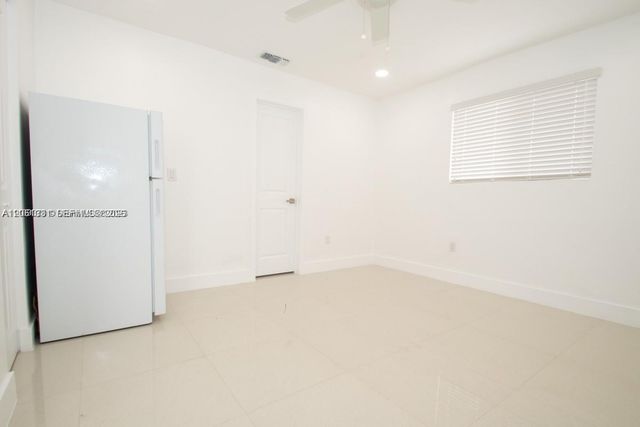 233-B NW 53rd Ave 1, Miami, FL 33126