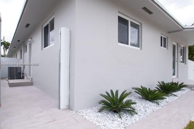 233-B NW 53rd Ave 1, Miami, FL 33126