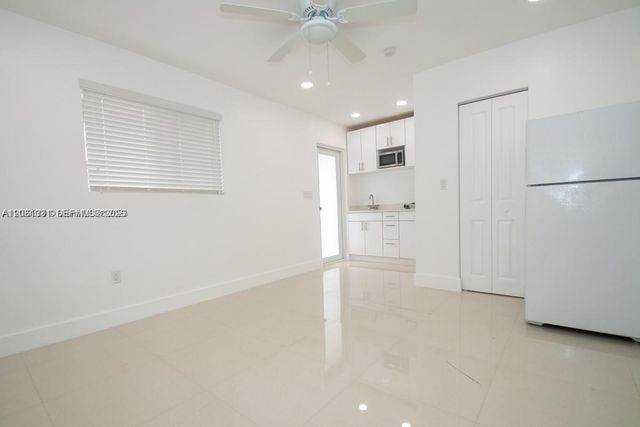 233-B NW 53rd Ave 1, Miami, FL 33126
