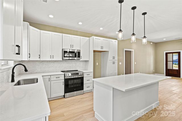 2050 Hermit Trail, Newton, NC 28658