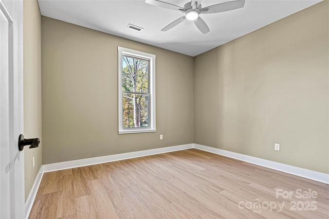 2050 Hermit Trail, Newton, NC 28658