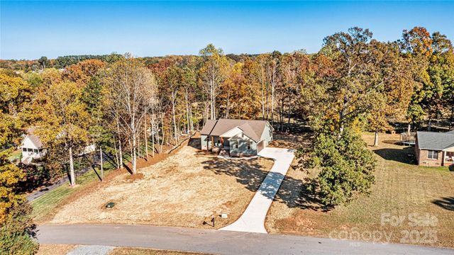 2050 Hermit Trail, Newton, NC 28658