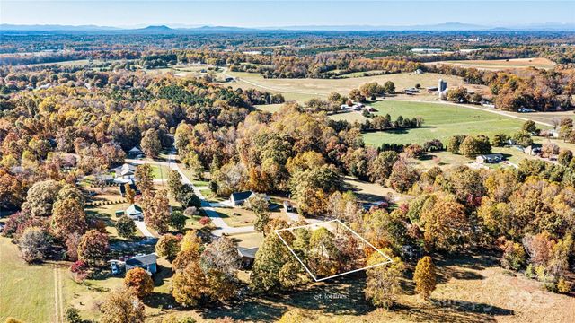 2050 Hermit Trail, Newton, NC 28658