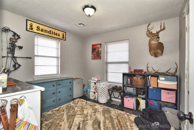 300 N Wildhorse Street, Skiatook, OK 74070