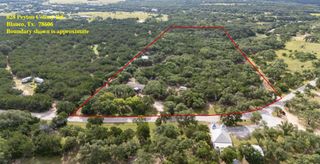 628 Peyton Colony RD, Blanco, TX 78606