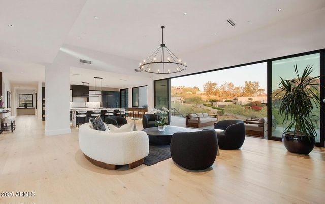 4117 E KEIM Drive, Paradise Valley, AZ 85253