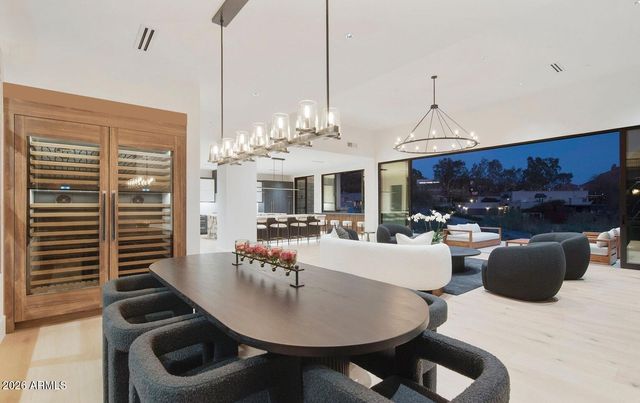 4117 E KEIM Drive, Paradise Valley, AZ 85253