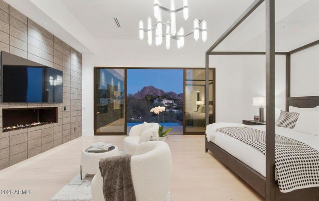 4117 E KEIM Drive, Paradise Valley, AZ 85253