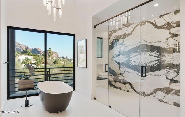 4117 E KEIM Drive, Paradise Valley, AZ 85253