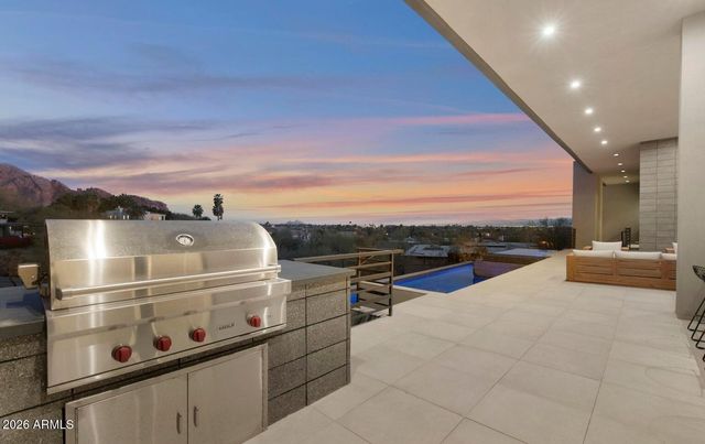 4117 E KEIM Drive, Paradise Valley, AZ 85253