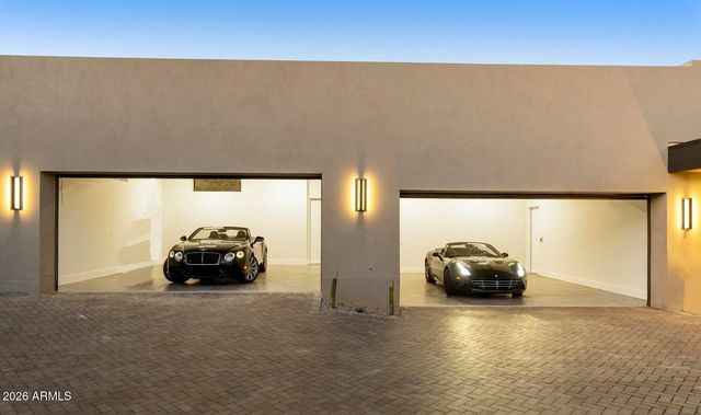 4117 E KEIM Drive, Paradise Valley, AZ 85253