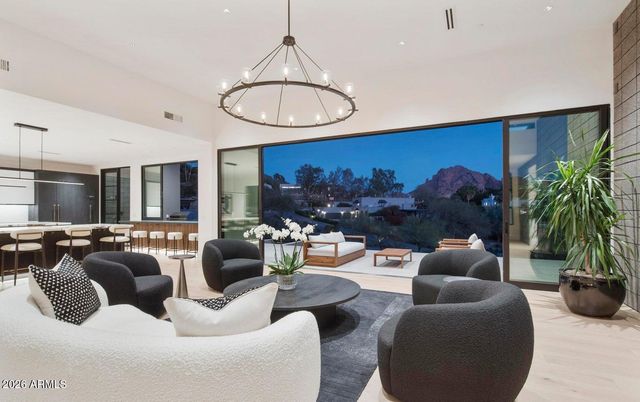 4117 E KEIM Drive, Paradise Valley, AZ 85253