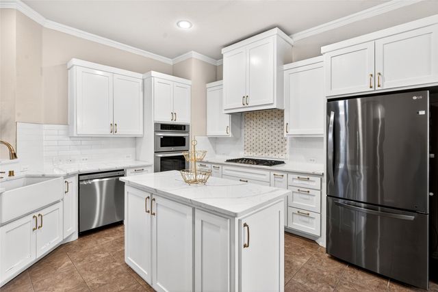 730 Rosewood Drive, Murphy, TX 75094