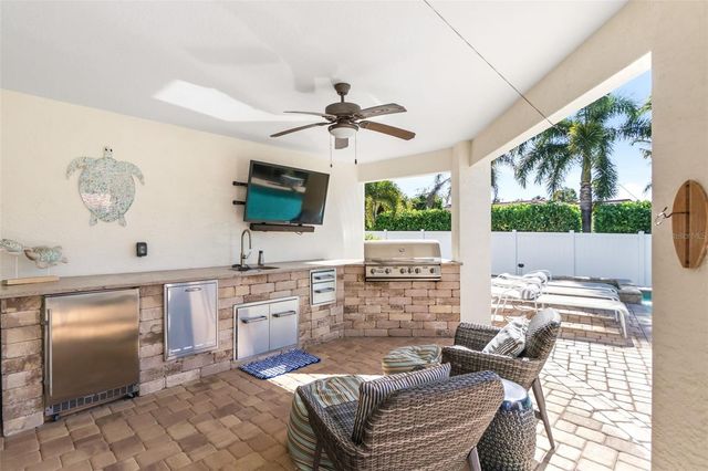 1725 BAYWOOD DRIVE, Sarasota, FL 34231