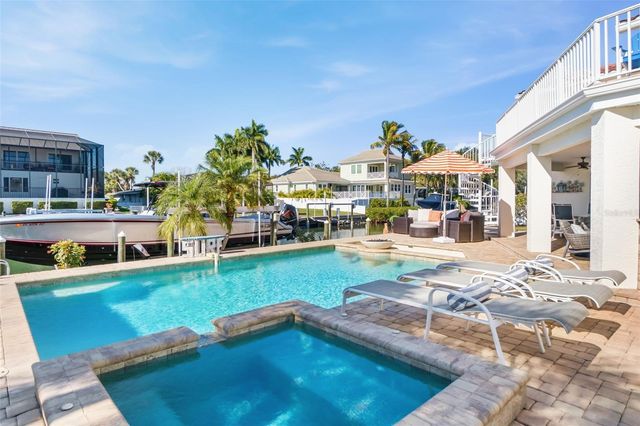 1725 BAYWOOD DRIVE, Sarasota, FL 34231