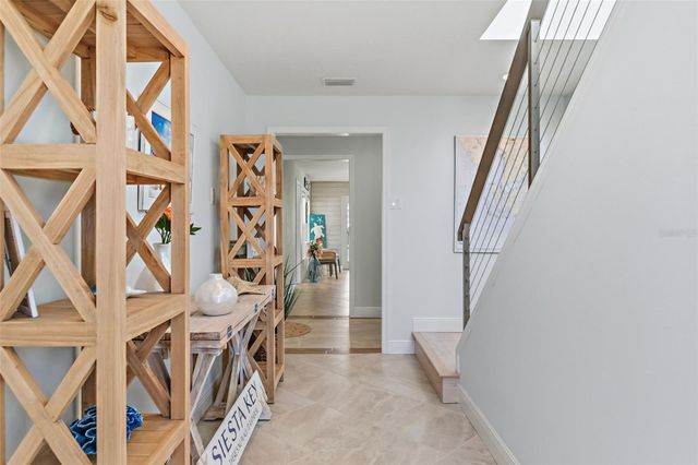 1725 BAYWOOD DRIVE, Sarasota, FL 34231