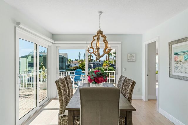 1725 BAYWOOD DRIVE, Sarasota, FL 34231