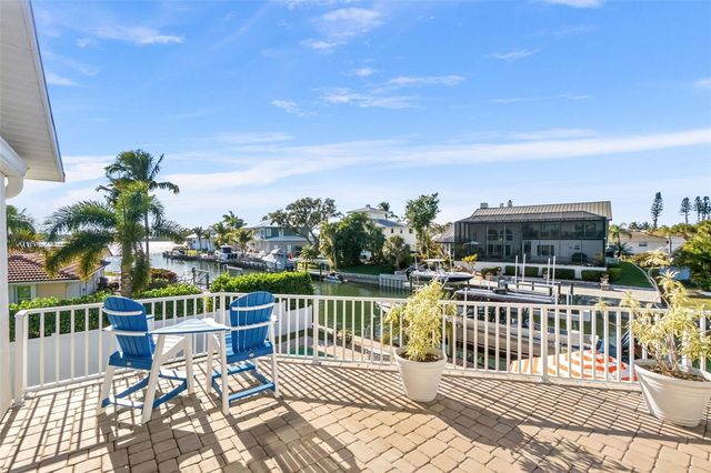 1725 BAYWOOD DRIVE, Sarasota, FL 34231