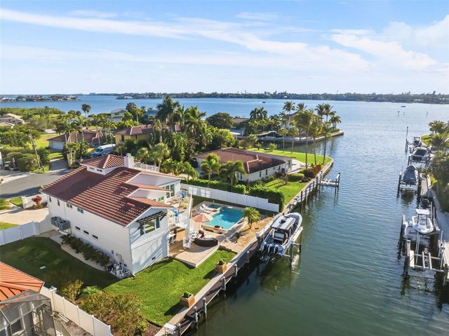 1725 BAYWOOD DRIVE, Sarasota, FL 34231