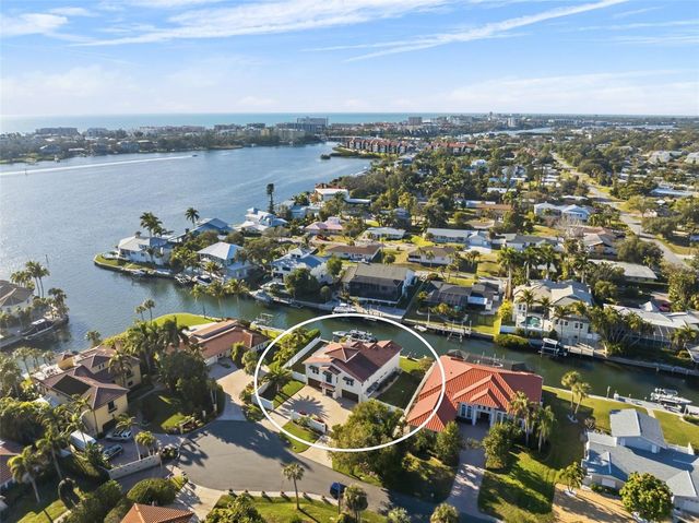 1725 BAYWOOD DRIVE, Sarasota, FL 34231
