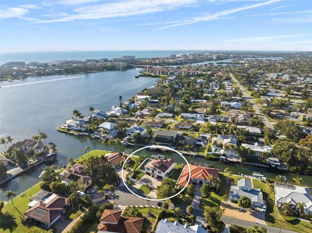 1725 BAYWOOD DRIVE, Sarasota, FL 34231