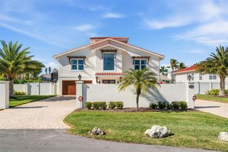 1725 BAYWOOD DRIVE, Sarasota, FL 34231
