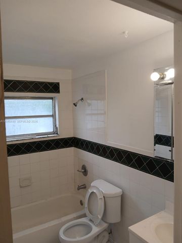 7318-7320 NW 76th Drive, Tamarac, FL 33321