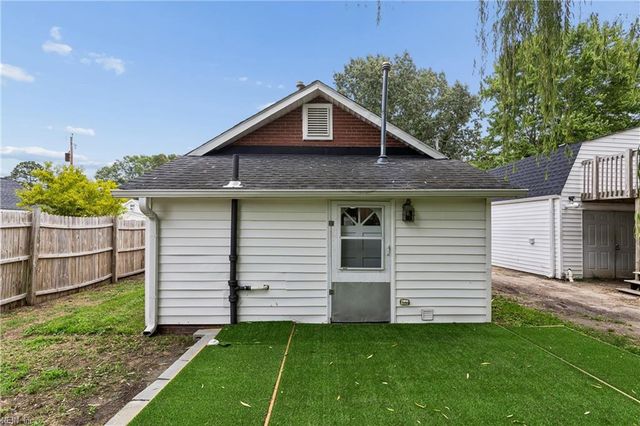 5909 Old AVE, Newport News, VA 23605