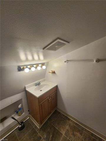 5909 Old AVE, Newport News, VA 23605