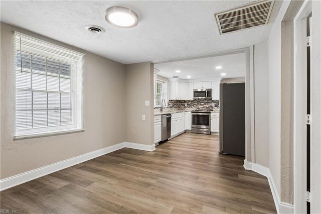 5909 Old AVE, Newport News, VA 23605