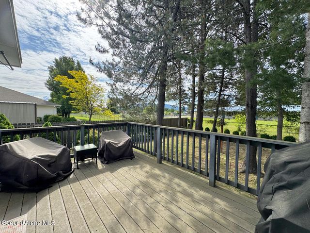 1601 Sequoia St, Sandpoint, ID 83864