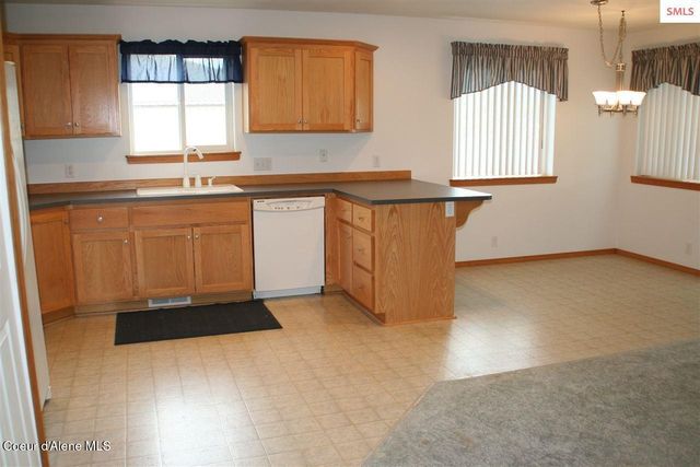 1601 Sequoia St, Sandpoint, ID 83864