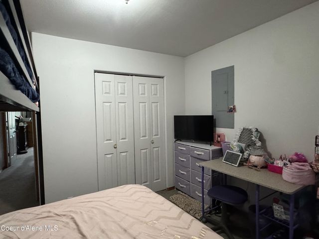 1601 Sequoia St, Sandpoint, ID 83864