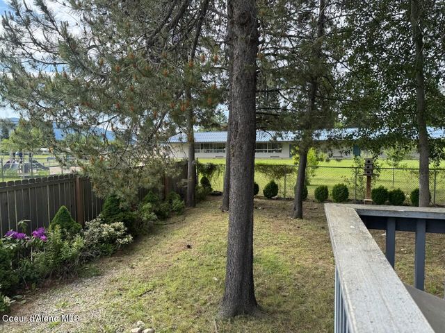 1601 Sequoia St, Sandpoint, ID 83864