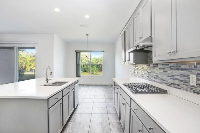 16711 COURTYARD LOOP, Land O Lakes, FL 34638