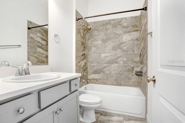 16711 COURTYARD LOOP, Land O Lakes, FL 34638