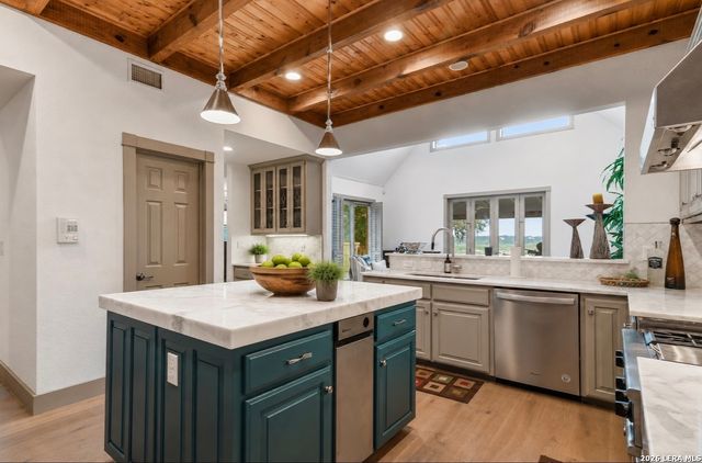 745 Lookout, Lakehills, TX 78063