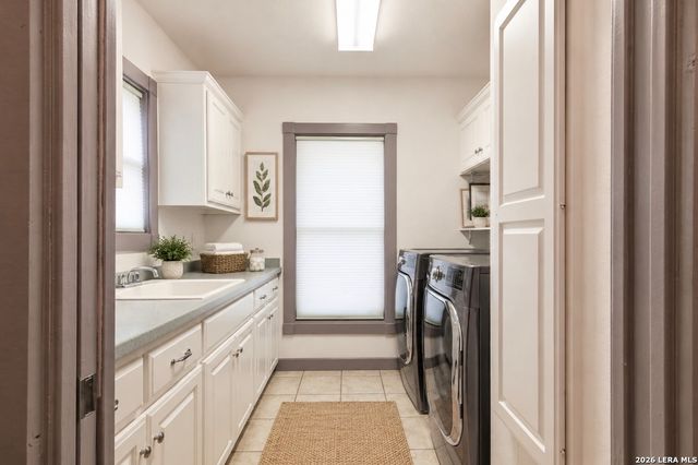 745 Lookout, Lakehills, TX 78063