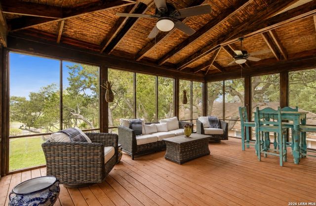745 Lookout, Lakehills, TX 78063