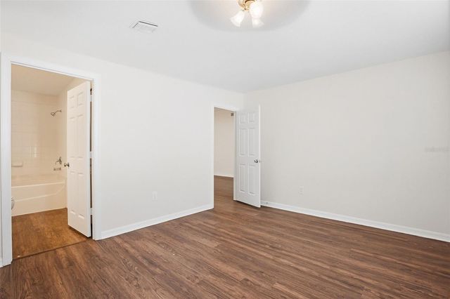 4504 REYNOLDS CREEK AVENUE, Plant City, FL 33563