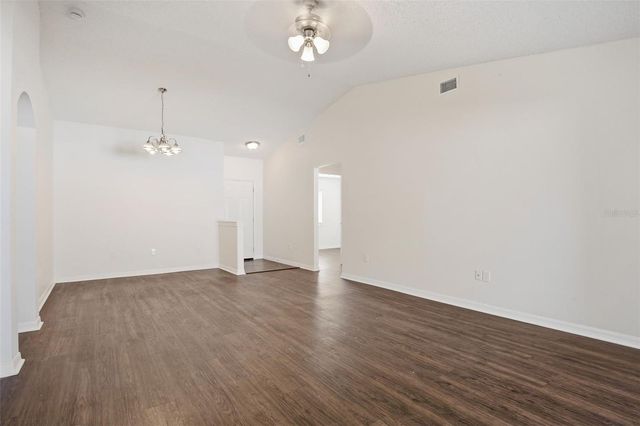 4504 REYNOLDS CREEK AVENUE, Plant City, FL 33563