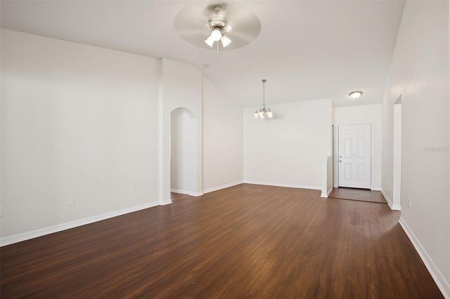 4504 REYNOLDS CREEK AVENUE, Plant City, FL 33563