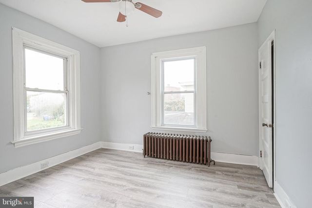 21 HOPKINS ST, Woodbury, NJ 08096