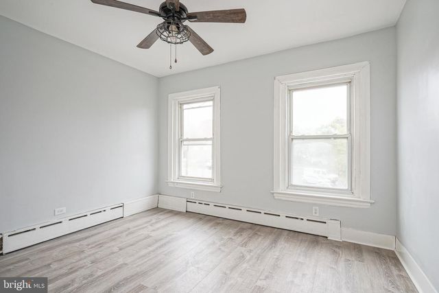 21 HOPKINS ST, Woodbury, NJ 08096