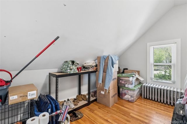 11 Park Avenue 2A, Babylon, NY 11702